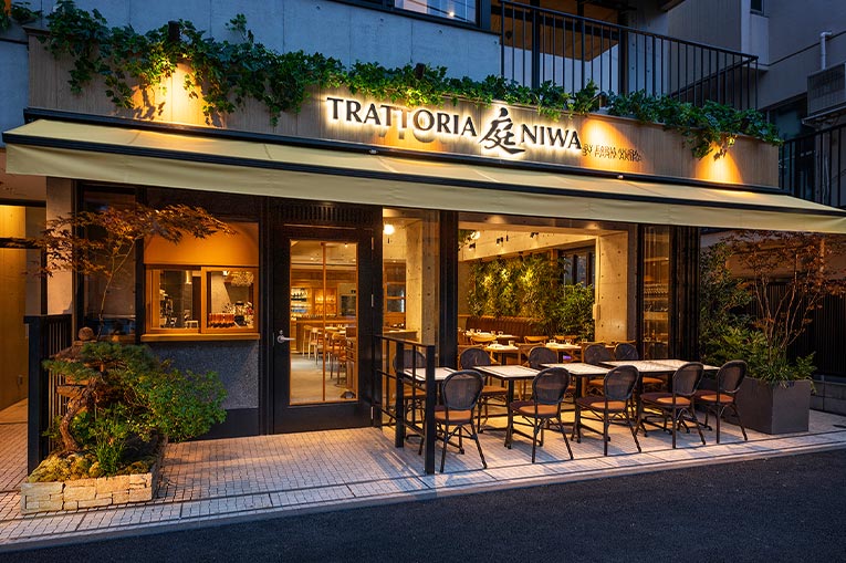 TRATTORIA 庭